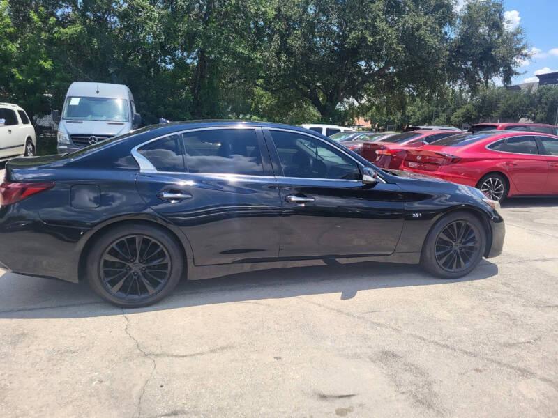 Infiniti Q50 3.0t LUXE 2018