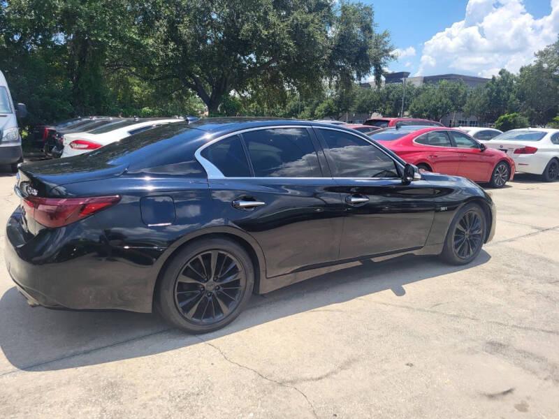 Infiniti Q50 3.0t LUXE 2018