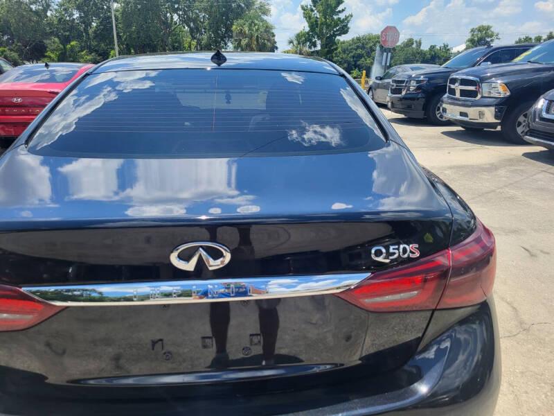 Infiniti Q50 3.0t LUXE 2018