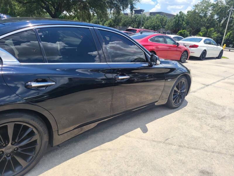 Infiniti Q50 3.0t LUXE 2018