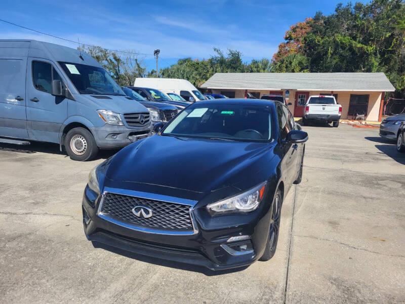 Infiniti Q50 3.0t LUXE 2018