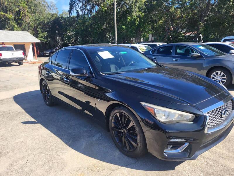 Infiniti Q50 3.0t LUXE 2018
