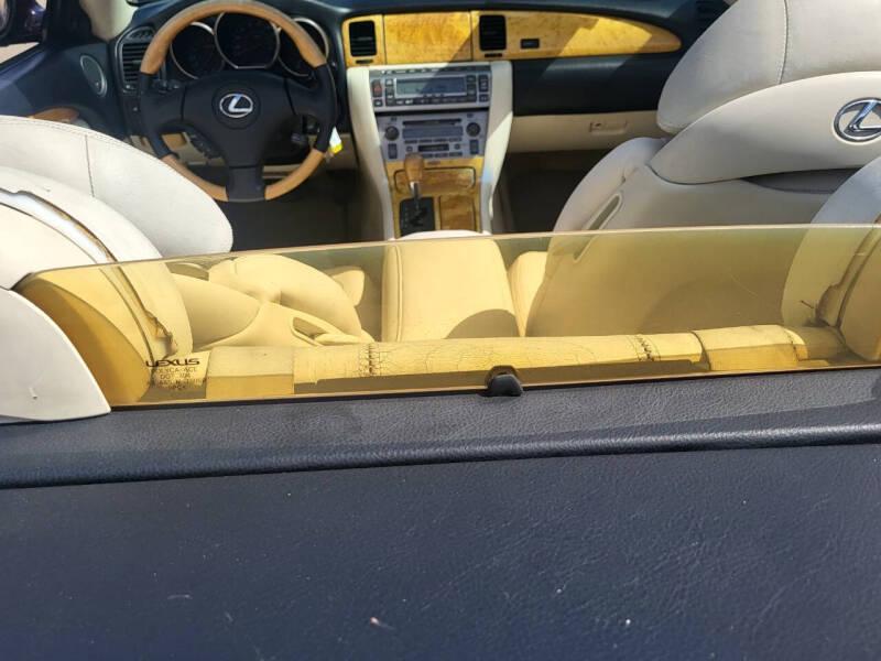 Lexus SC 430 Convertible 2004
