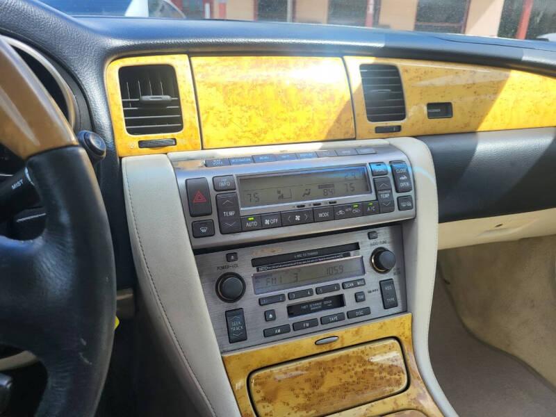 Lexus SC 430 Convertible 2004