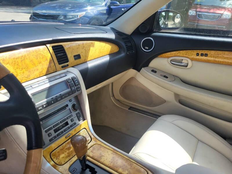 Lexus SC 430 Convertible 2004