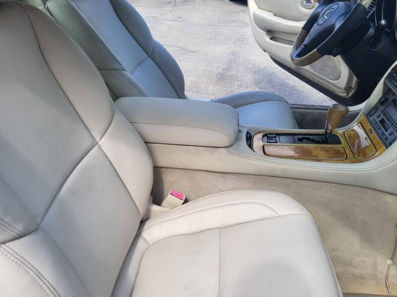 Lexus SC 430 Convertible 2004