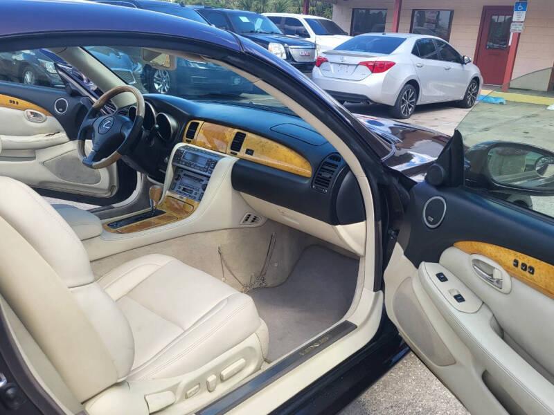 Lexus SC 430 Convertible 2004