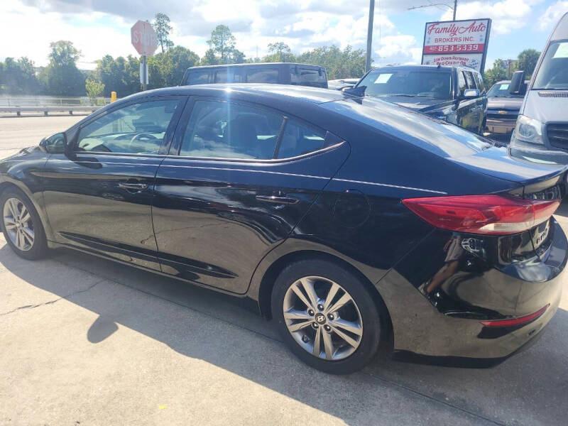 Hyundai Elantra Value Edition 6A 2017