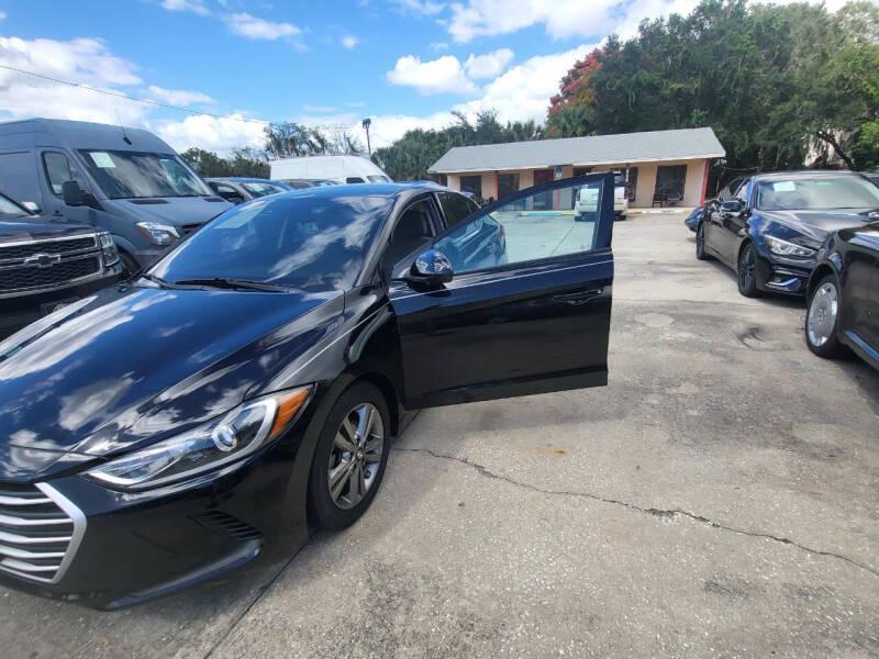 Hyundai Elantra Value Edition 6A 2017