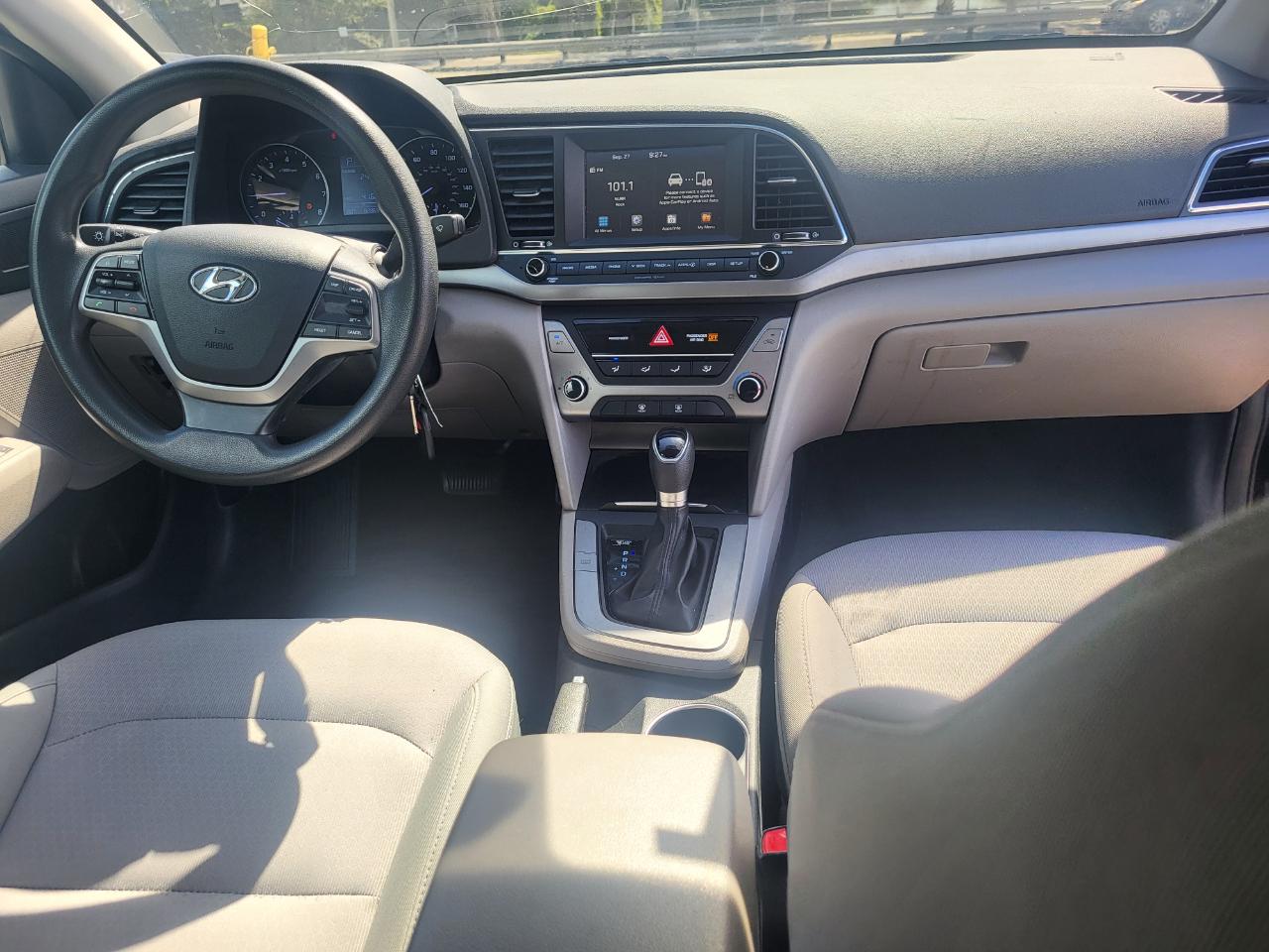 2017 Hyundai Elantra SE - Photo 43