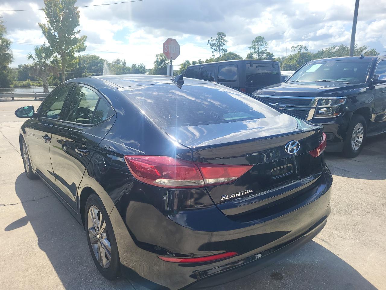 2017 Hyundai Elantra SE - Photo 56