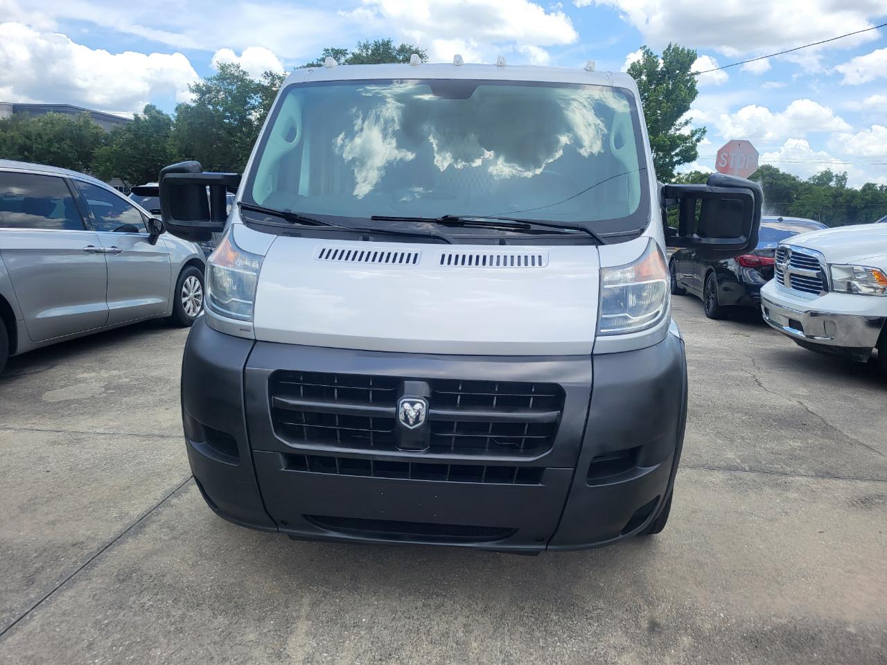 RAM Promaster 1500 Low Roof Tradesman 136-in. WB 2017