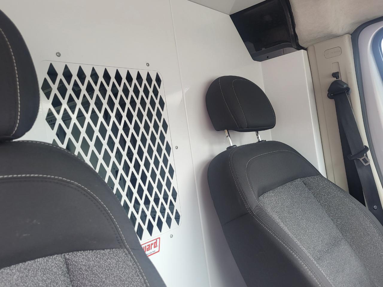RAM Promaster 1500 Low Roof Tradesman 136-in. WB 2017