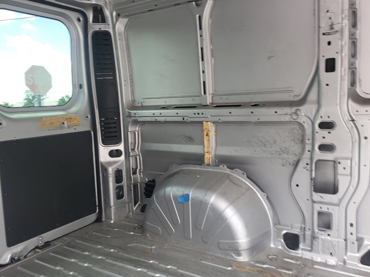 RAM Promaster 1500 Low Roof Tradesman 136-in. WB 2017