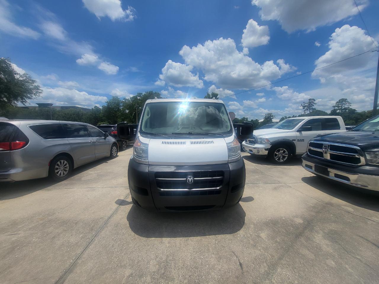 RAM Promaster 1500 Low Roof Tradesman 136-in. WB 2017