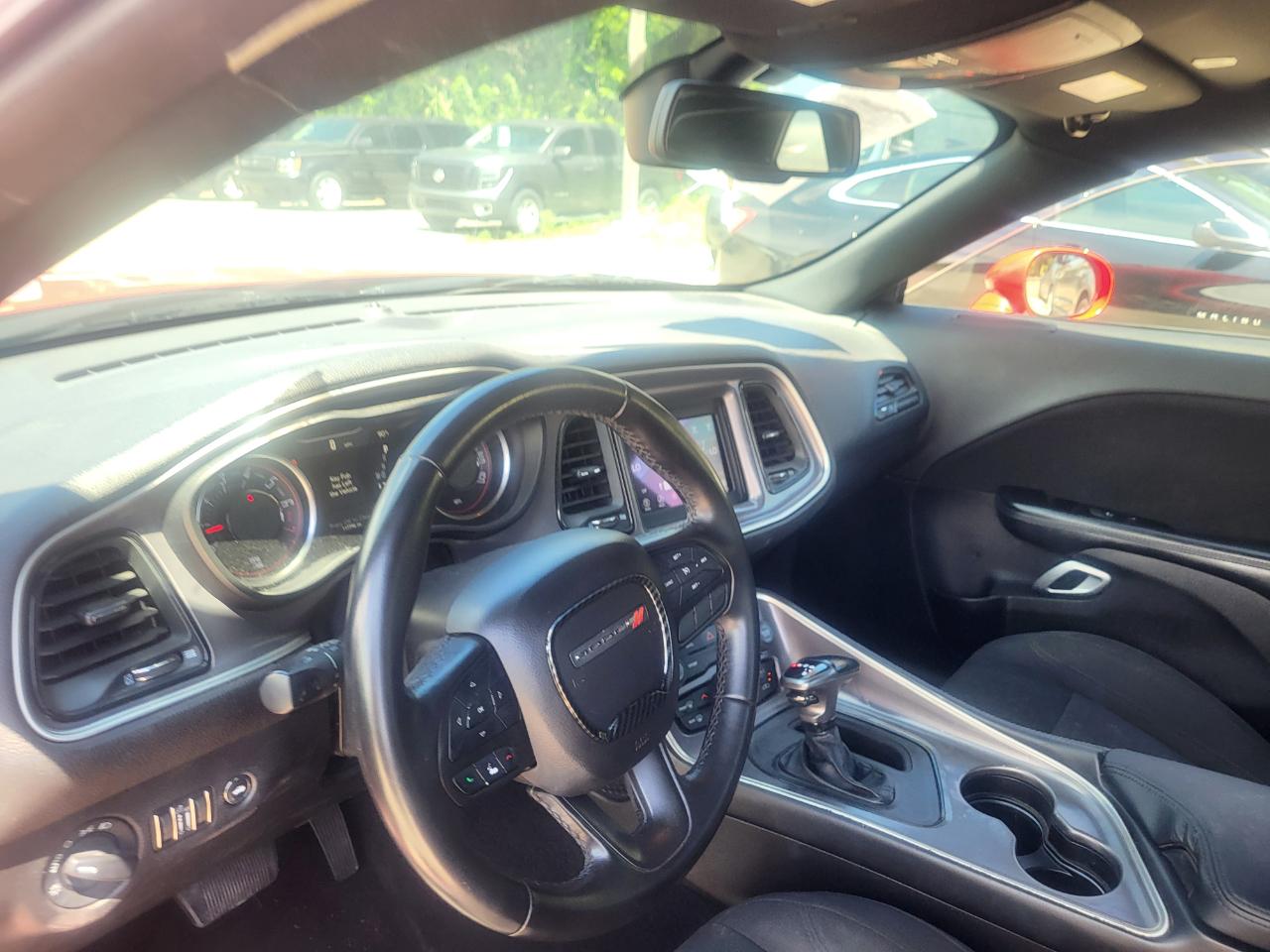 Dodge Challenger SXT 2020