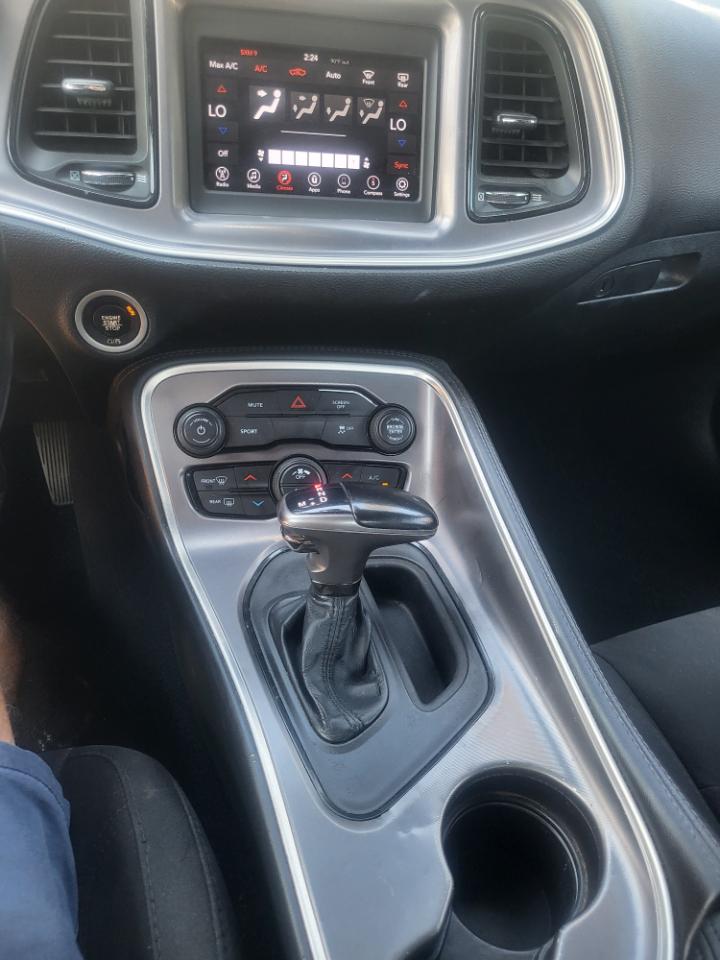 Dodge Challenger SXT 2020