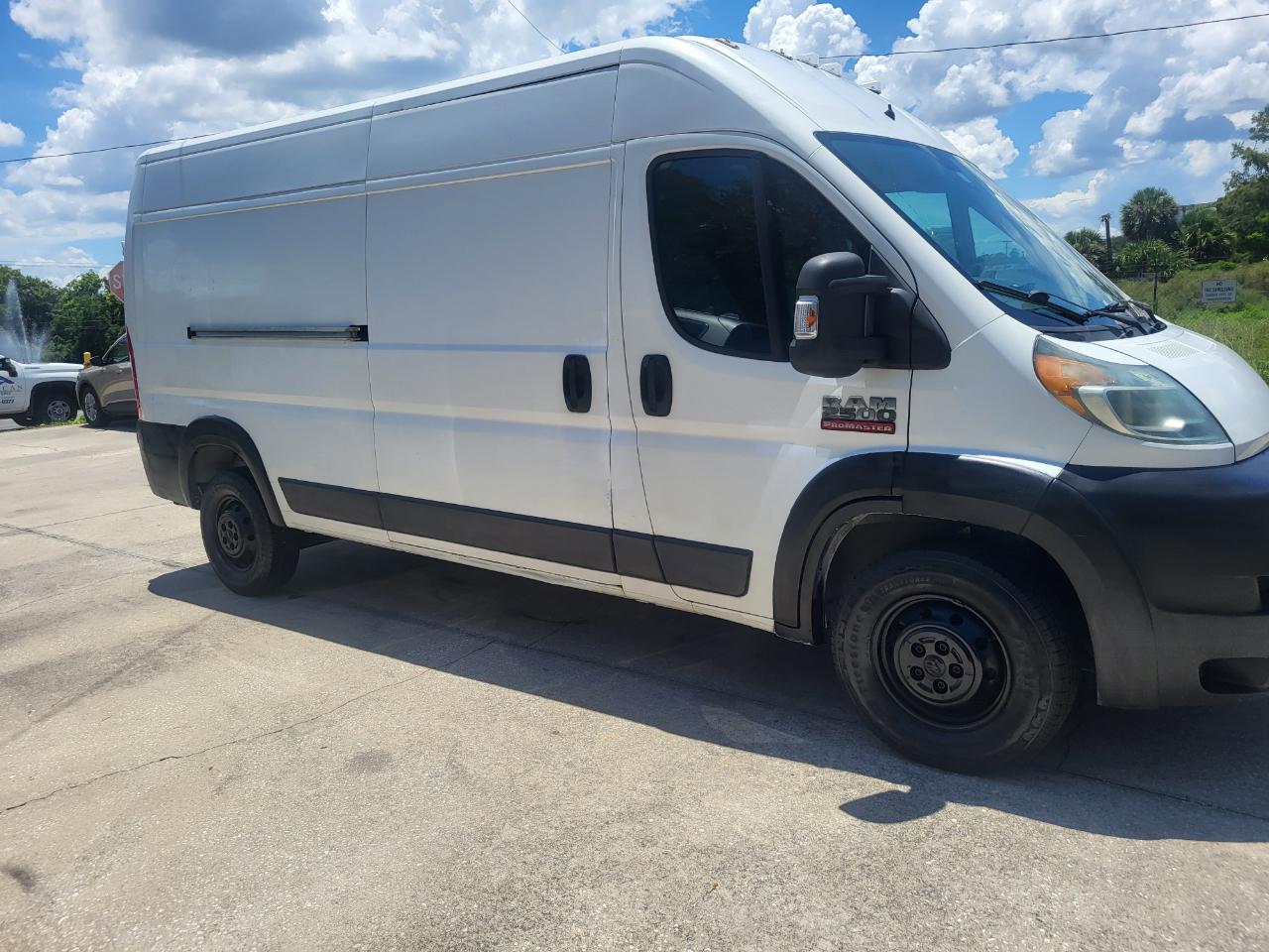 RAM Promaster 2500 High Roof Tradesman 159-in. WB 2017
