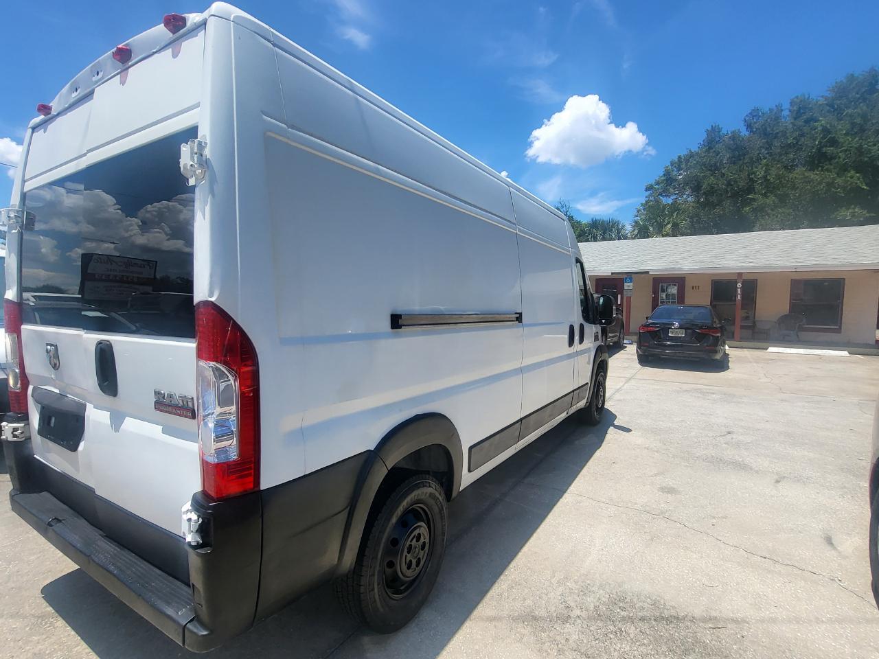 RAM Promaster 2500 High Roof Tradesman 159-in. WB 2017