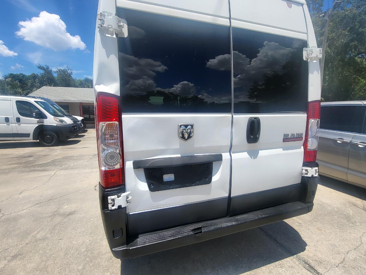 RAM Promaster 2500 High Roof Tradesman 159-in. WB 2017