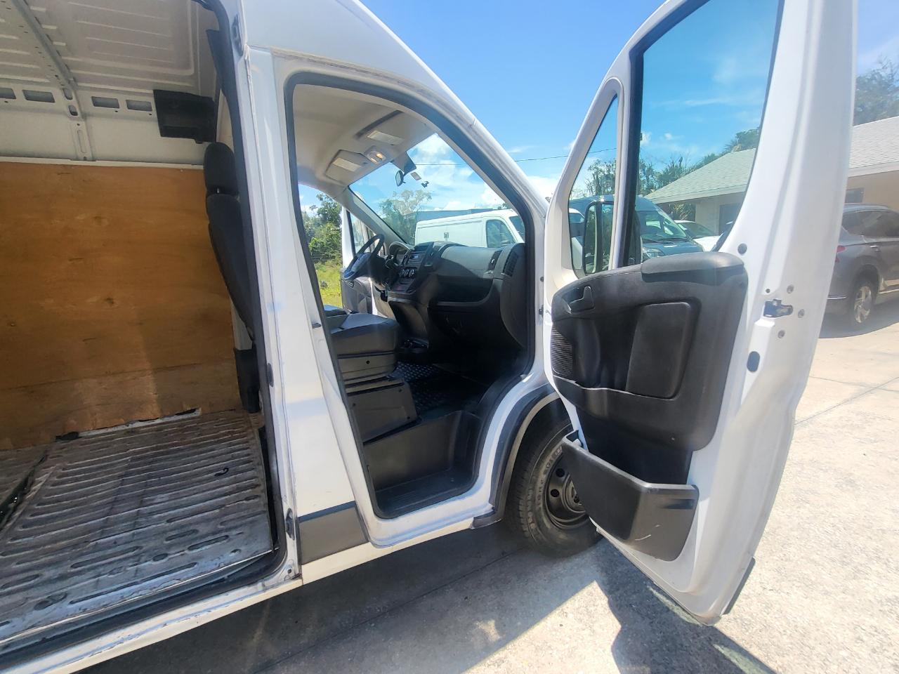 RAM Promaster 2500 High Roof Tradesman 159-in. WB 2017