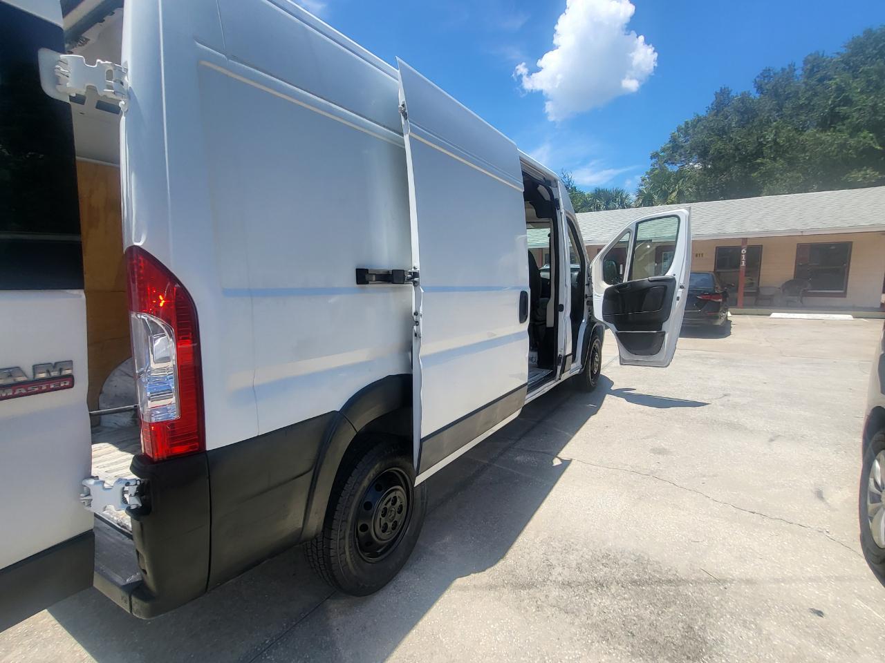 RAM Promaster 2500 High Roof Tradesman 159-in. WB 2017