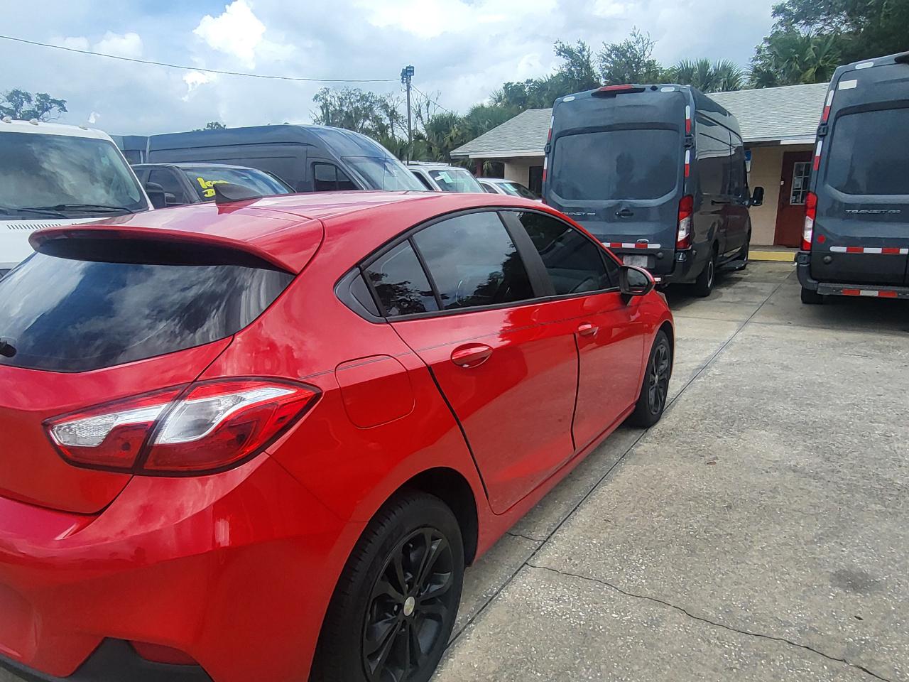 Chevrolet Cruze LS Hatchback 2019