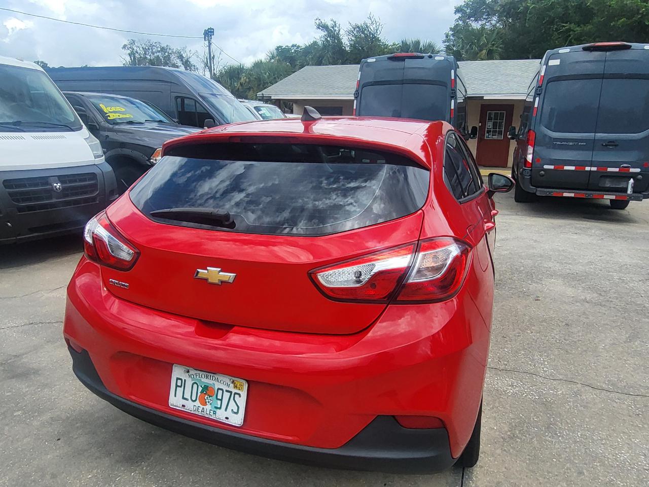 Chevrolet Cruze LS Hatchback 2019