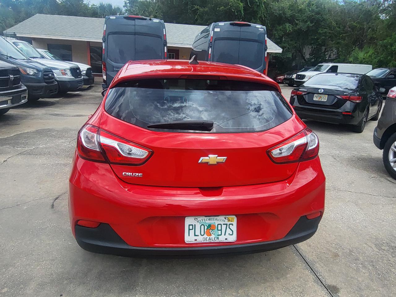 Chevrolet Cruze LS Hatchback 2019
