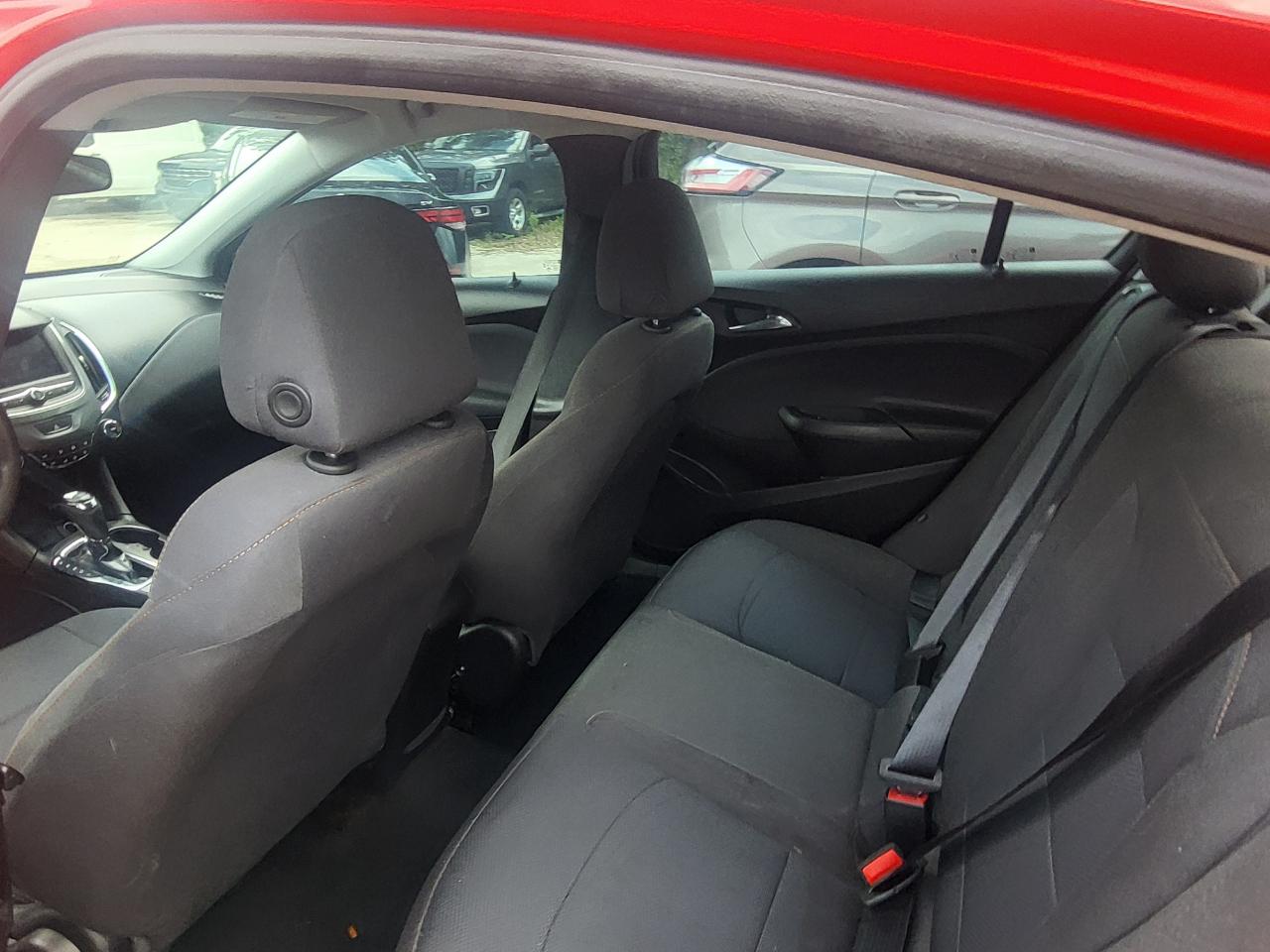 Chevrolet Cruze LS Hatchback 2019