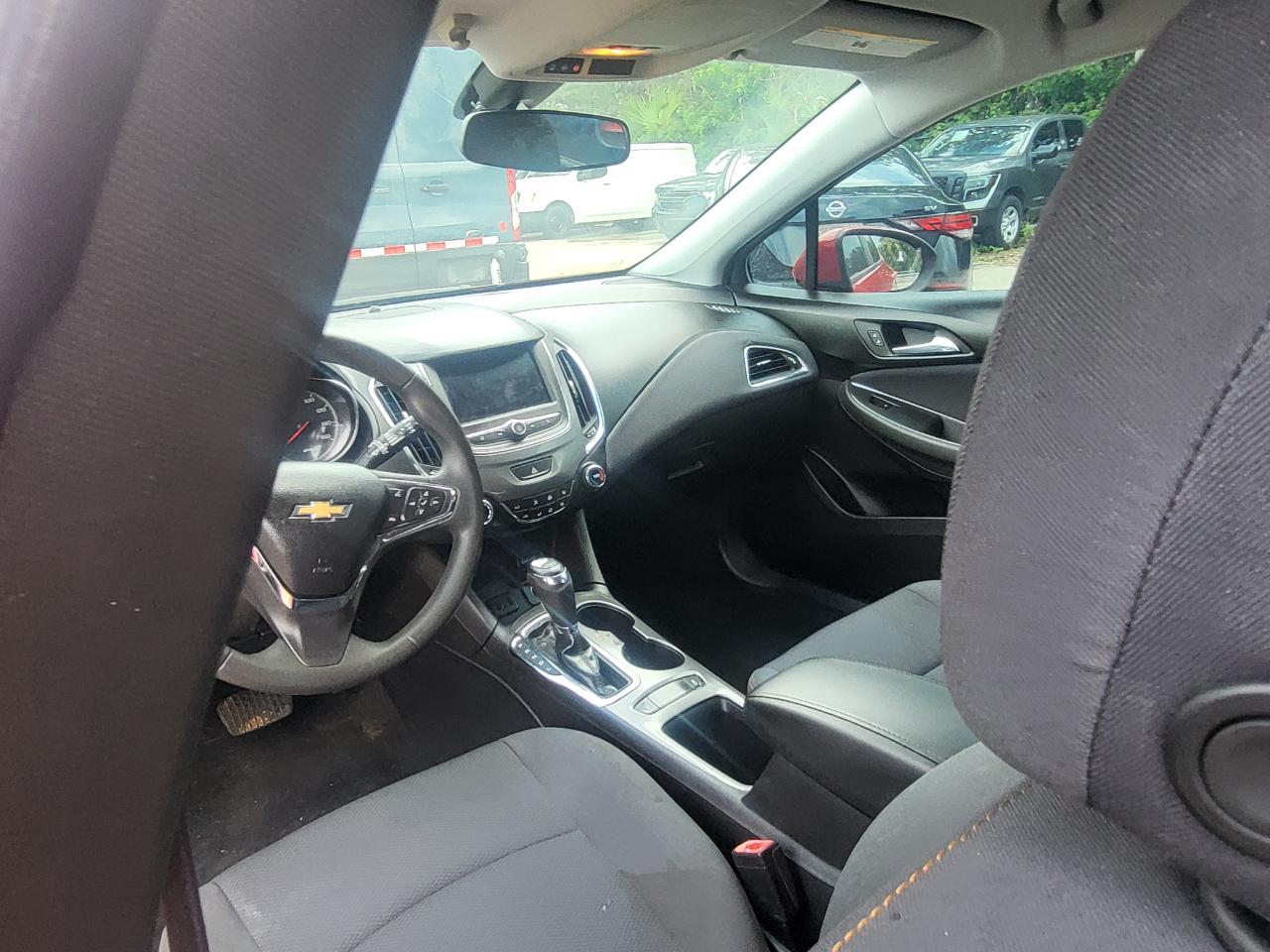 Chevrolet Cruze LS Hatchback 2019