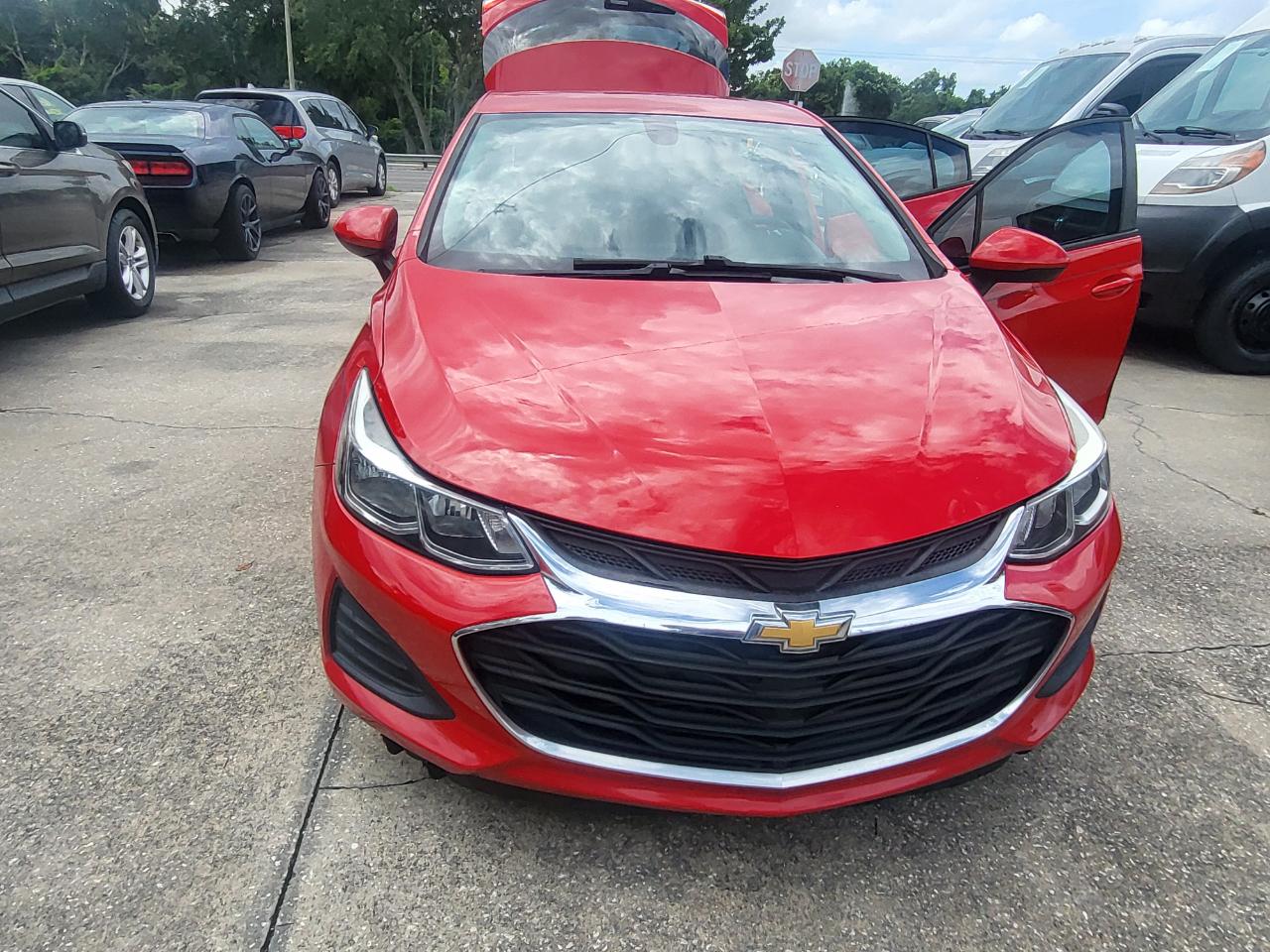 Chevrolet Cruze LS Hatchback 2019