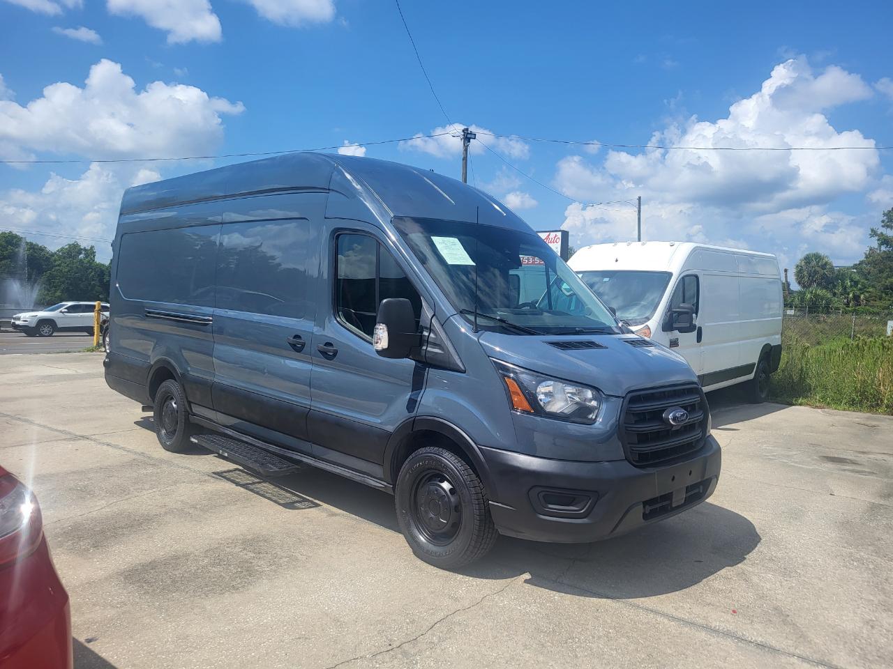 Ford Transit 250 Van High Roof w/Sliding Pass. 148-in. WB EL 2020