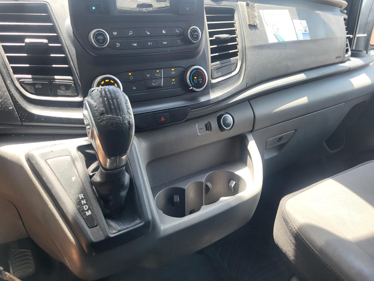 Ford Transit 250 Van High Roof w/Sliding Pass. 148-in. WB EL 2020