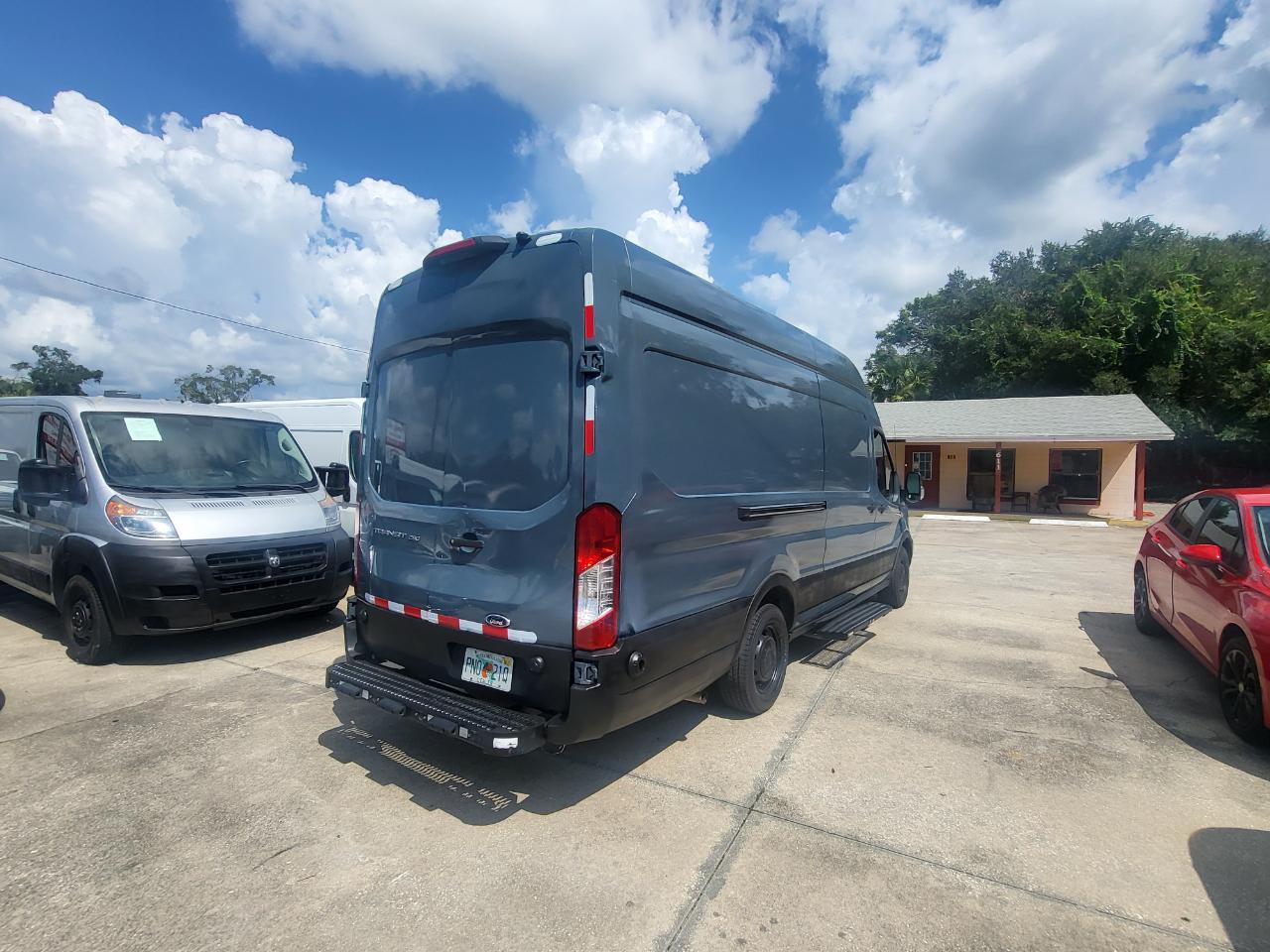 Ford Transit 250 Van High Roof w/Sliding Pass. 148-in. WB EL 2020