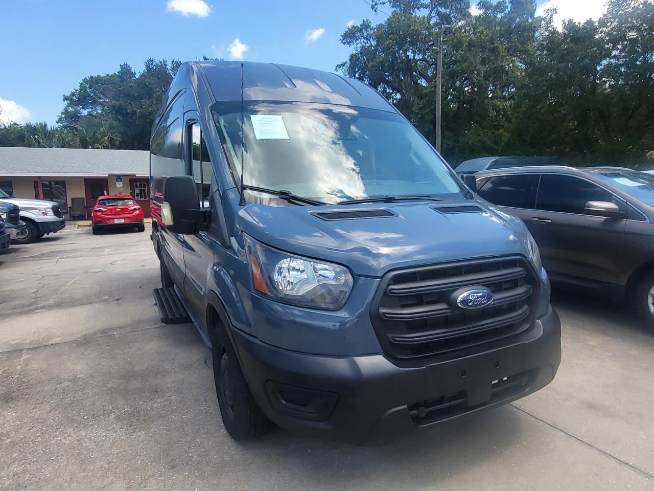 Ford Transit 250 Van High Roof w/Sliding Pass. 148-in. WB EL 2020