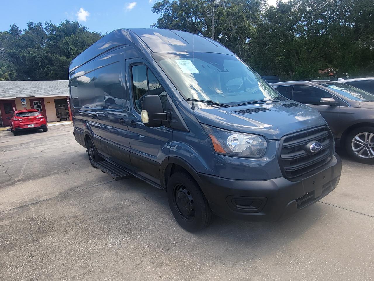 Ford Transit 250 Van High Roof w/Sliding Pass. 148-in. WB EL 2020