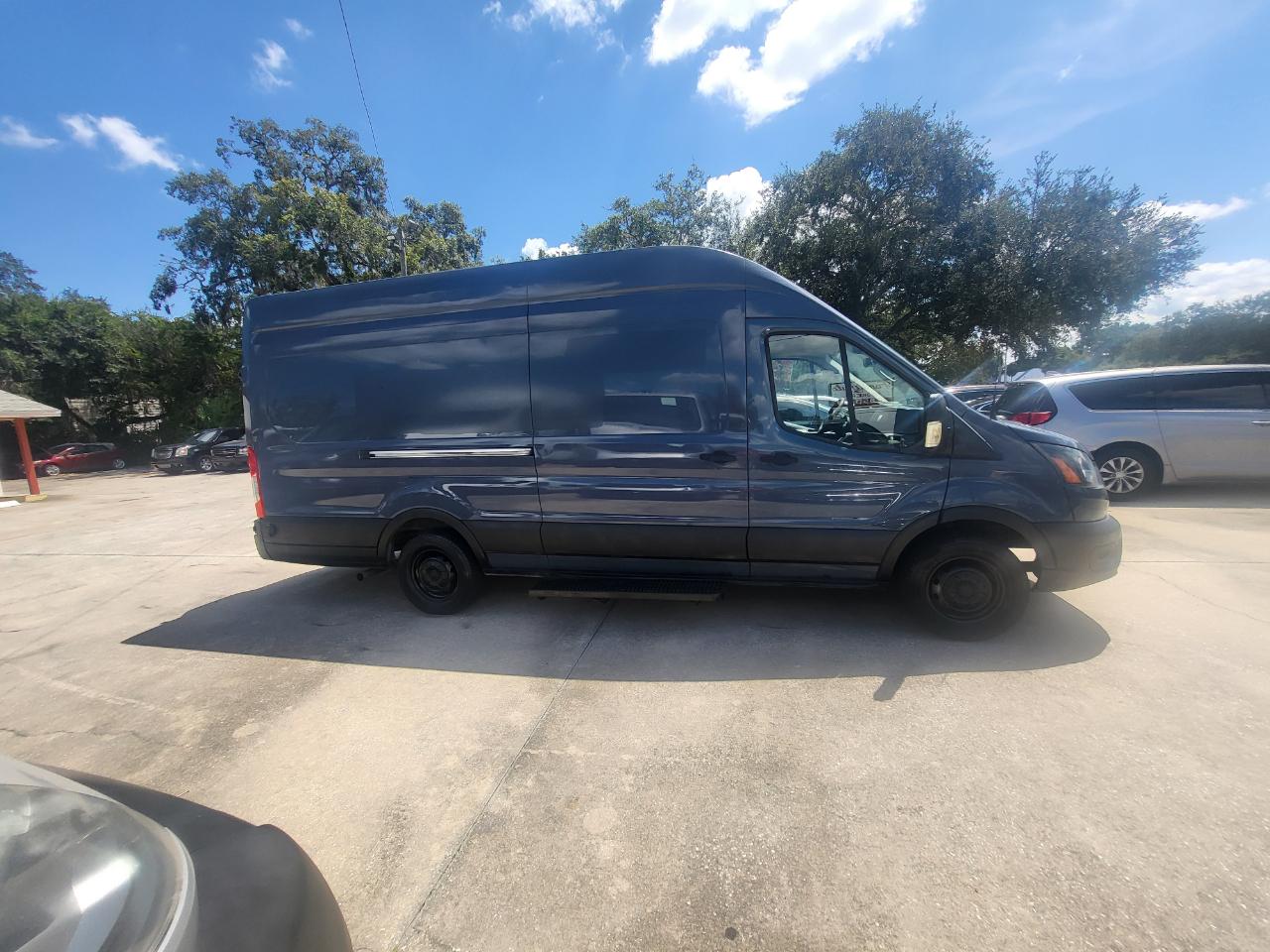 Ford Transit 250 Van High Roof w/Sliding Pass. 148-in. WB EL 2020