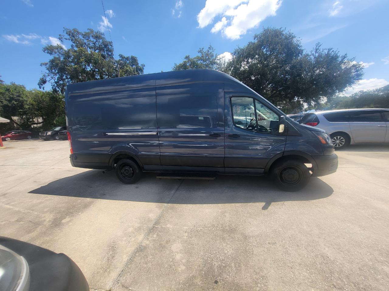 Ford Transit 250 Van High Roof w/Sliding Pass. 148-in. WB EL 2020