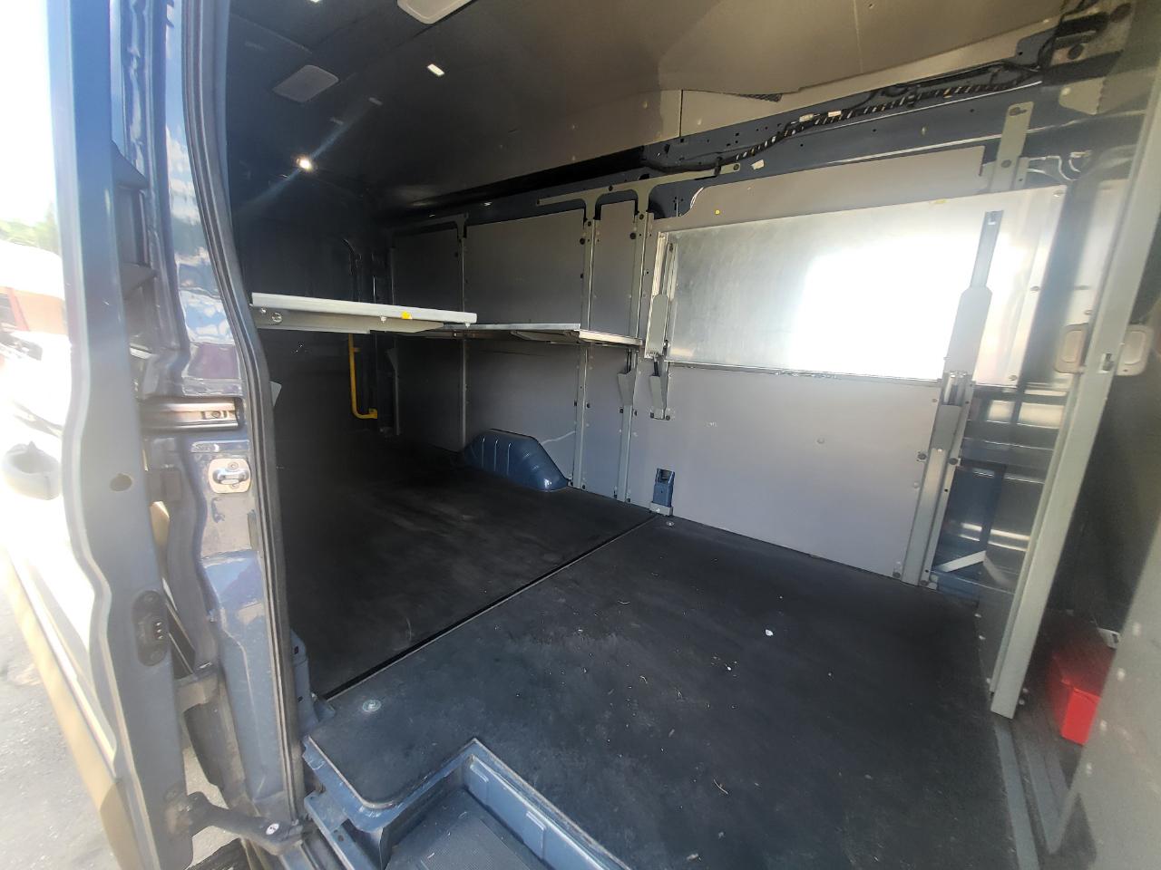 Ford Transit 250 Van High Roof w/Sliding Pass. 148-in. WB EL 2020