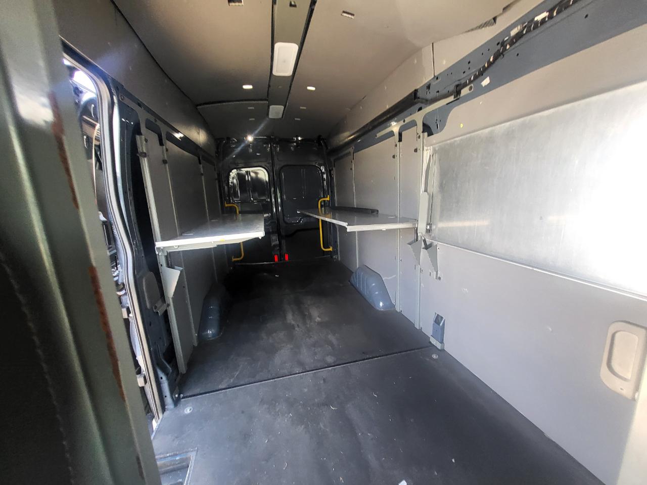 Ford Transit 250 Van High Roof w/Sliding Pass. 148-in. WB EL 2020