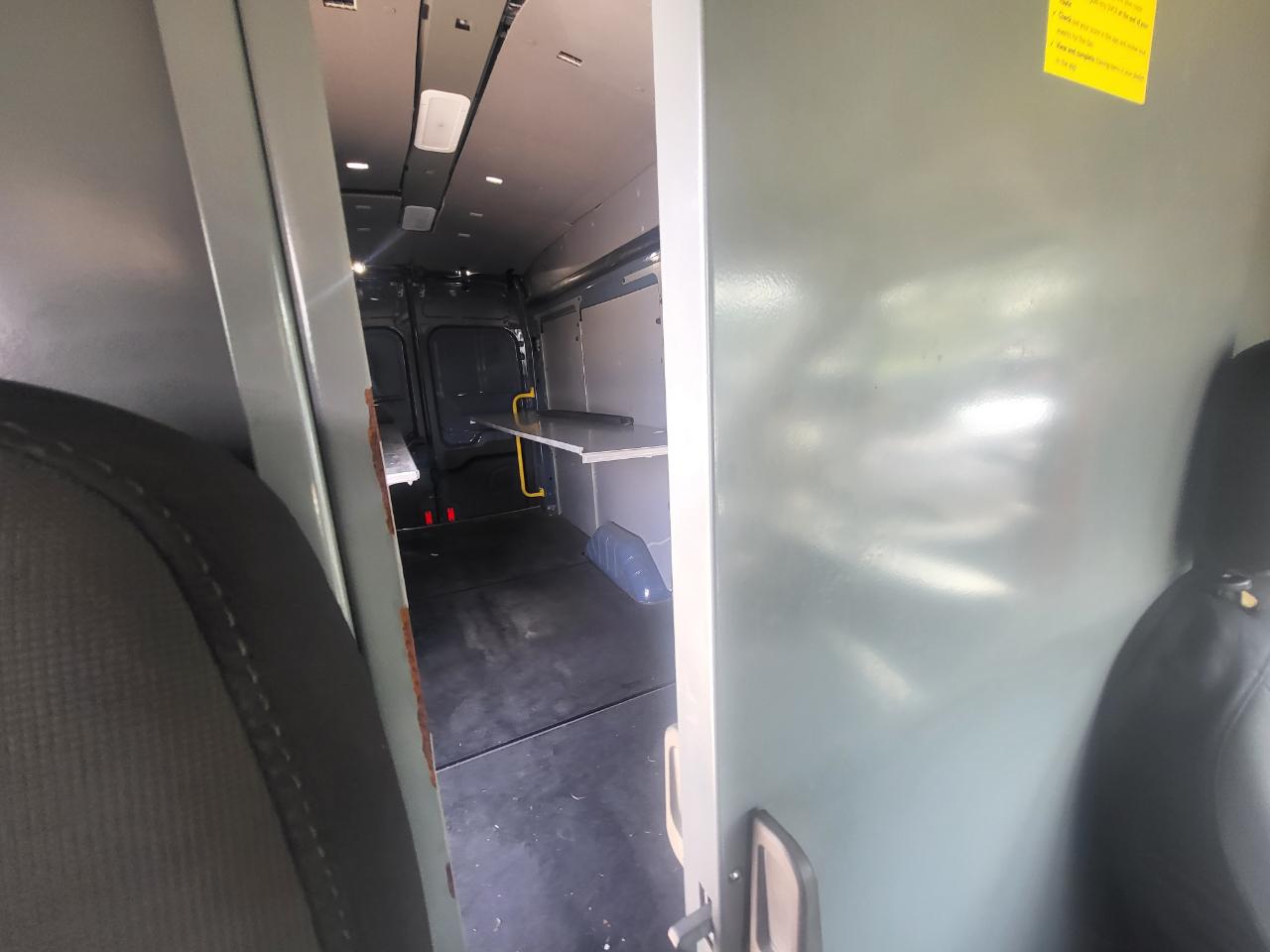 Ford Transit 250 Van High Roof w/Sliding Pass. 148-in. WB EL 2020
