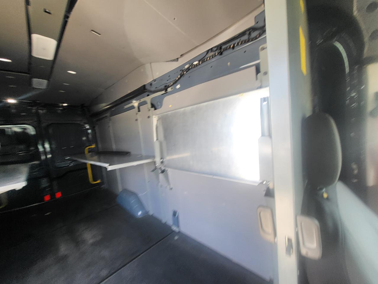 Ford Transit 250 Van High Roof w/Sliding Pass. 148-in. WB EL 2020