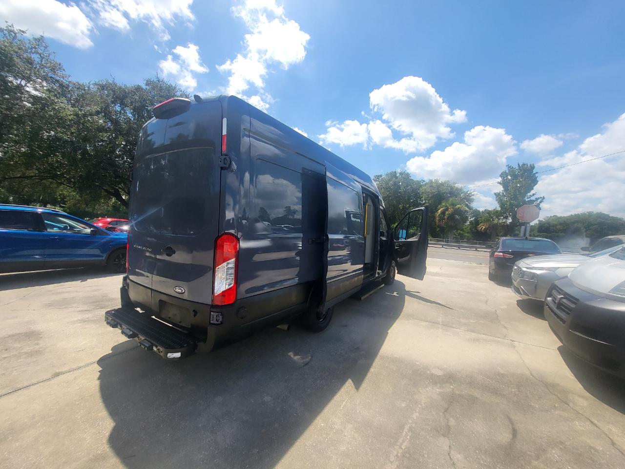 Ford Transit 250 Van High Roof w/Sliding Pass. 148-in. WB EL 2020