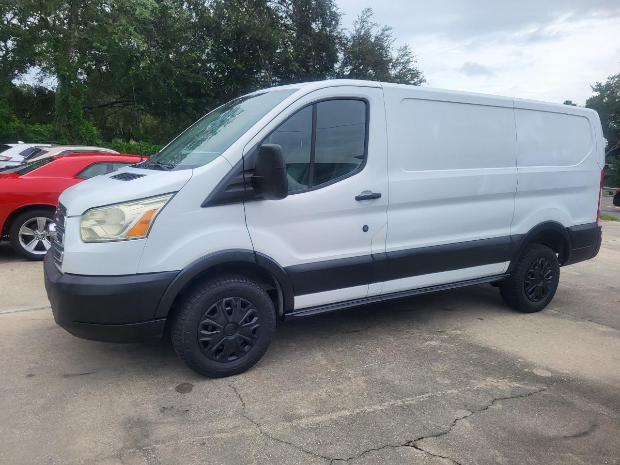 Ford Transit 250 Van Low Roof 60/40 Pass.130-in. WB 2016