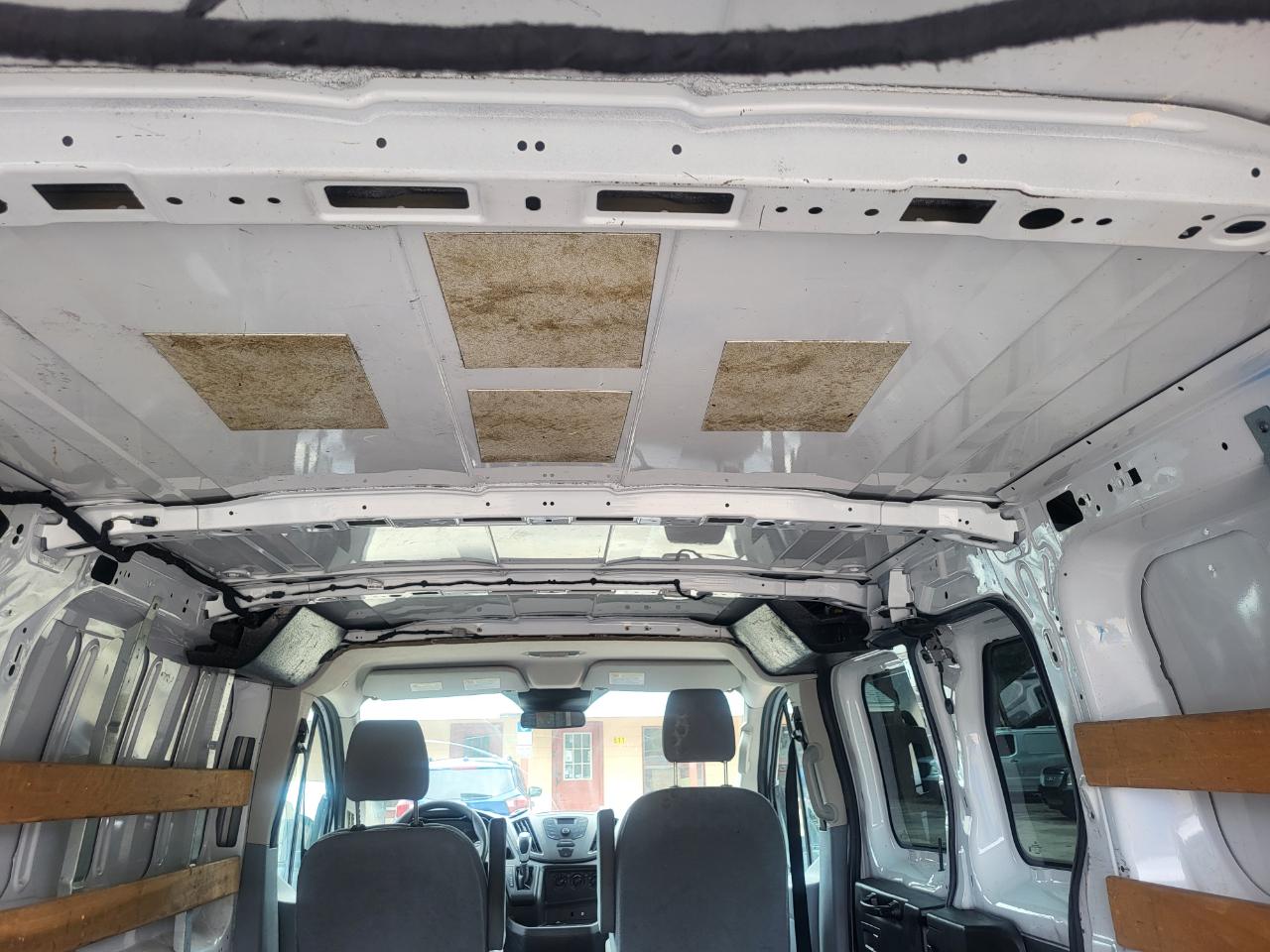 Ford Transit 250 Van Low Roof 60/40 Pass.130-in. WB 2016