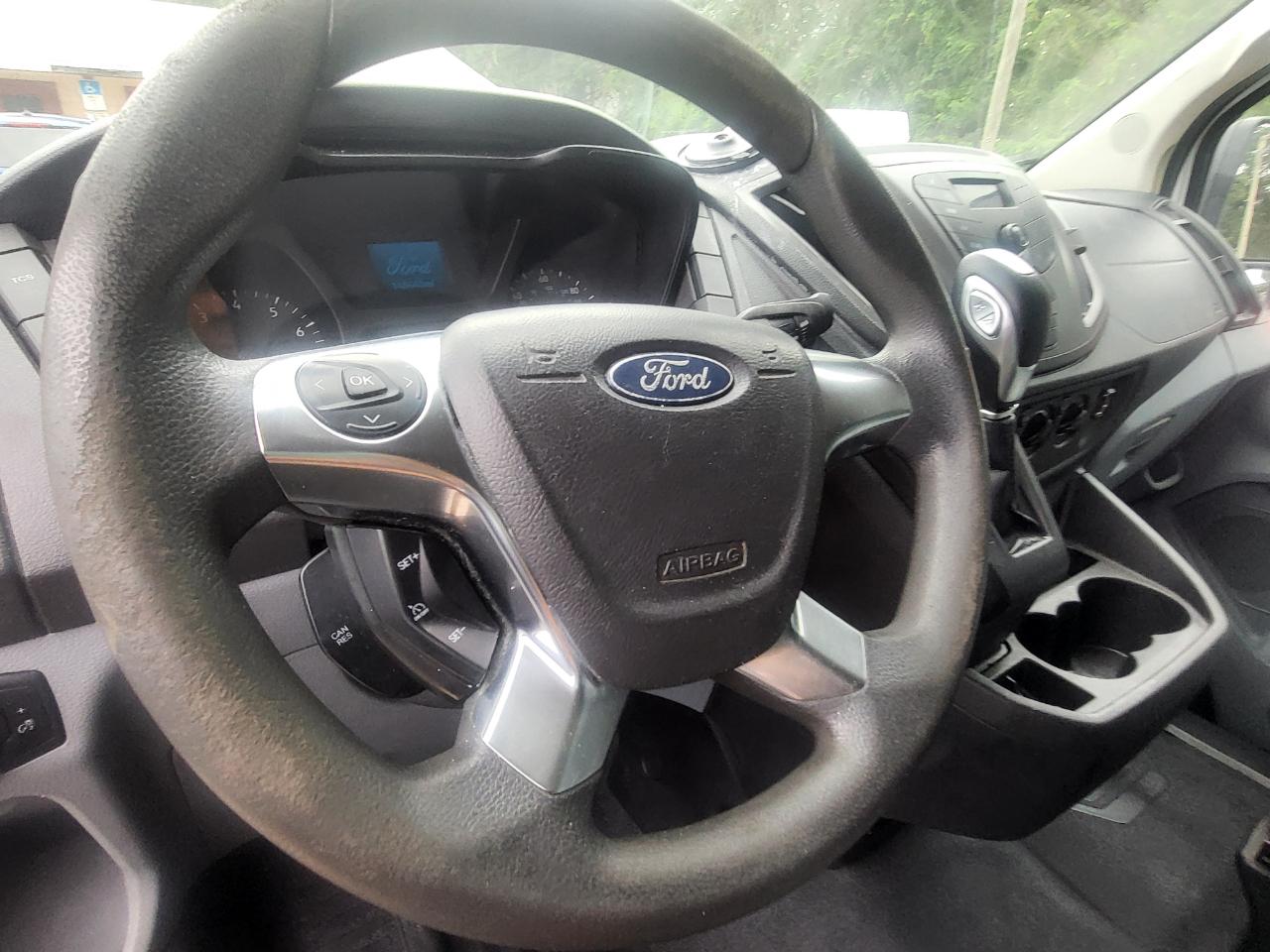 Ford Transit 250 Van Low Roof 60/40 Pass.130-in. WB 2016