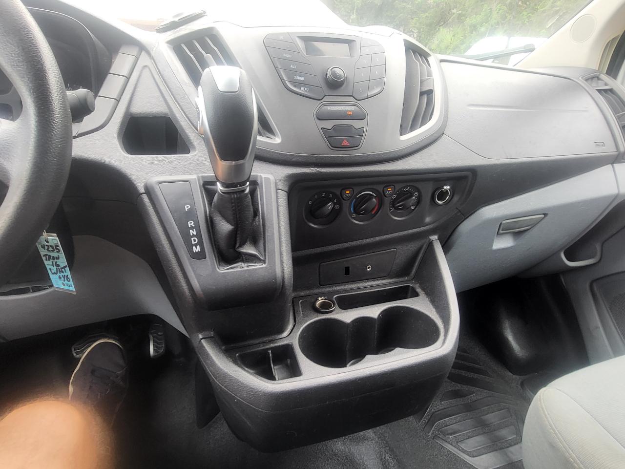 Ford Transit 250 Van Low Roof 60/40 Pass.130-in. WB 2016