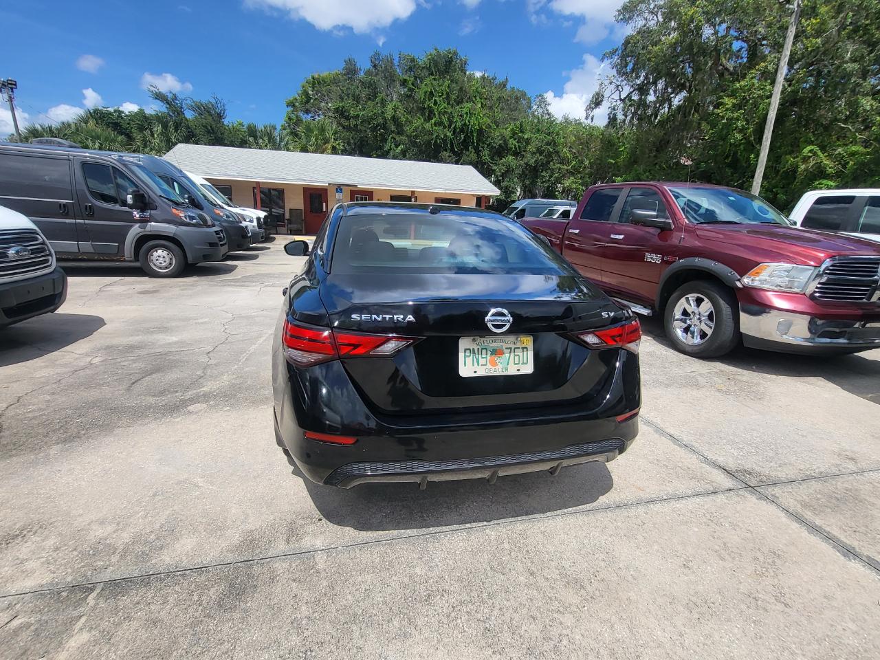 Nissan Sentra SV 2021
