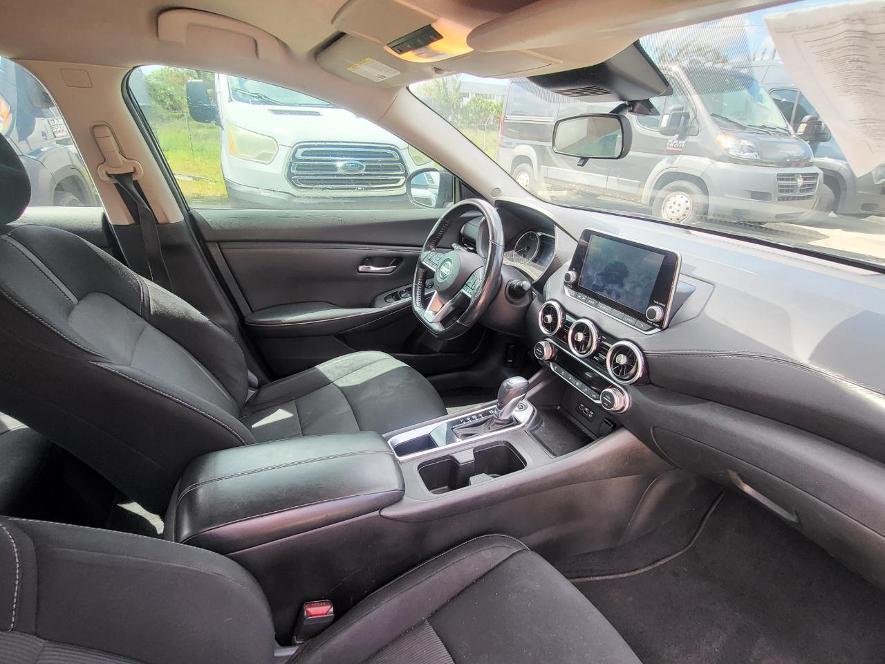 Nissan Sentra SV 2021
